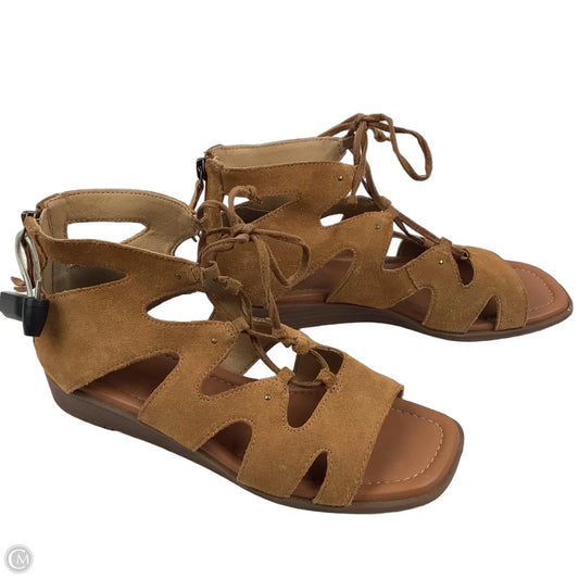 Sandals Flats By Crown Vintage In Brown, Size: 7