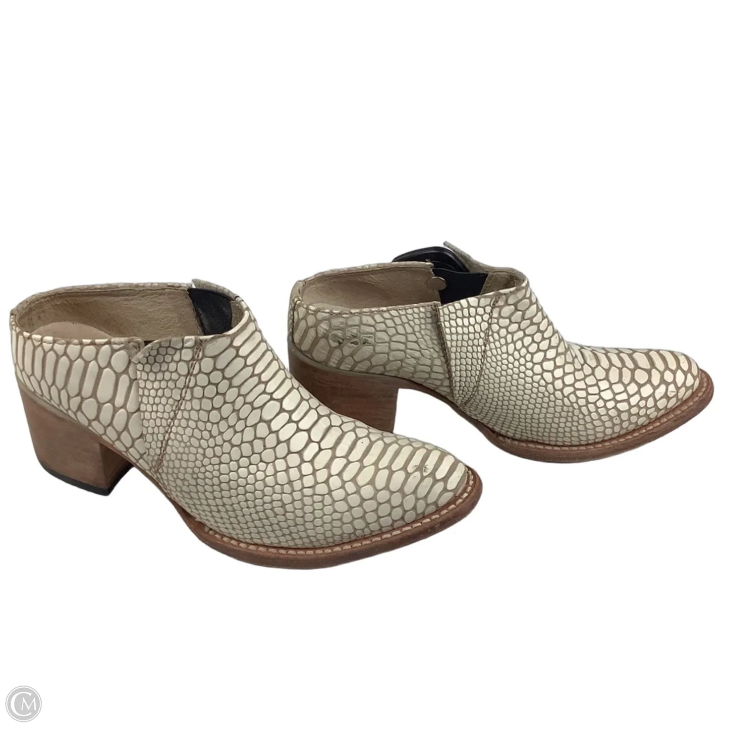 Boots Ankle Heels By Freebird In Cream, Size: 7