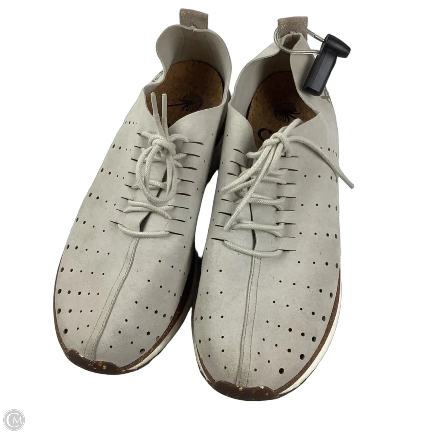 Shoes Sneakers By Otbt In Taupe, Size: 10