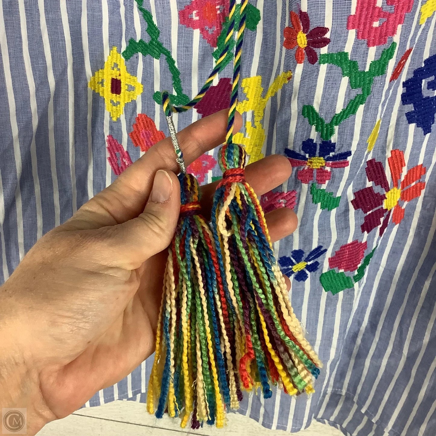 Top Long Sleeve By Skies Are Blue In Blue, Size: M