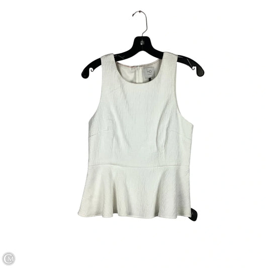 Top Sleeveless By Hd In Paris In White, Size: 8