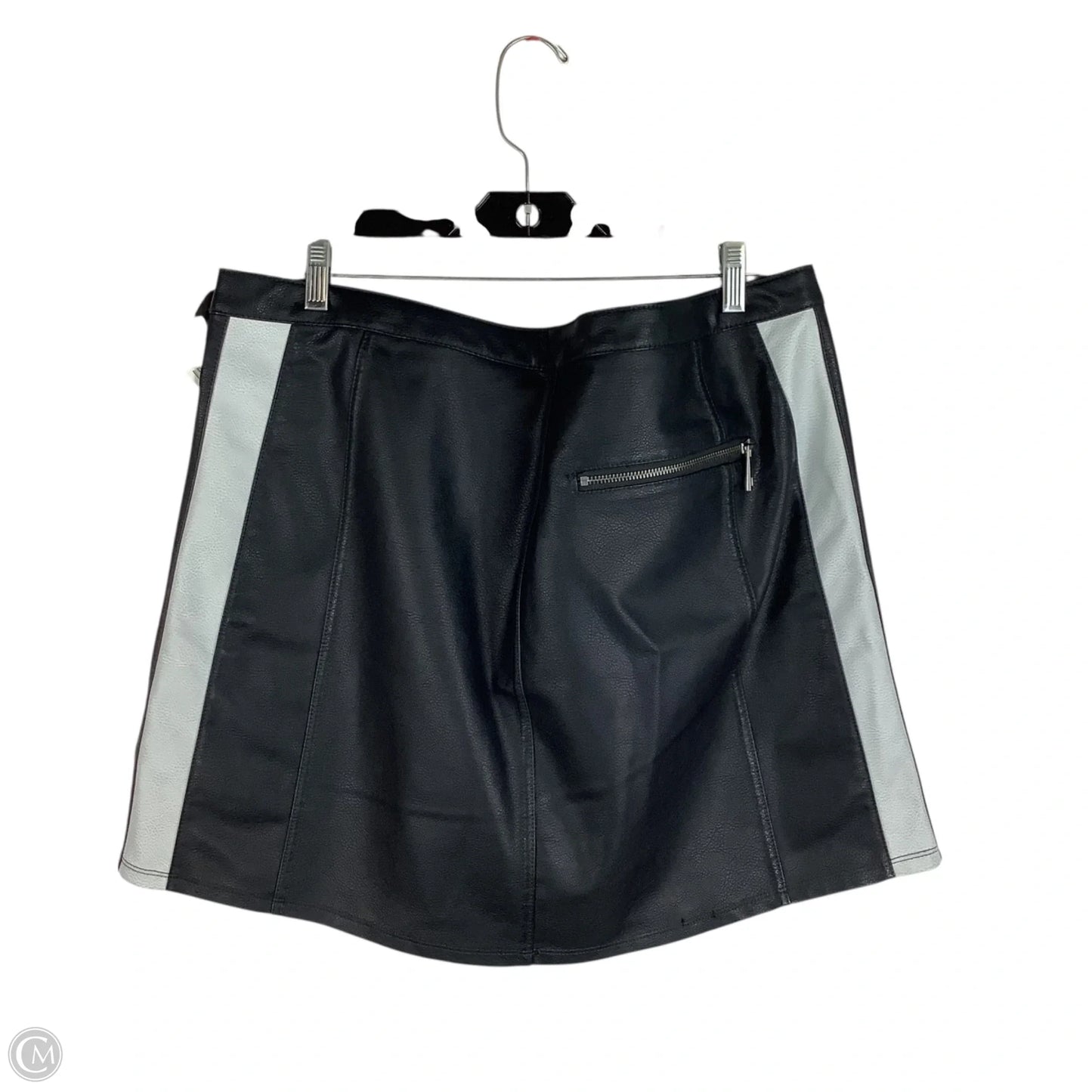 Skirt Mini & Short By Wild Fable In Black, Size: Xxl