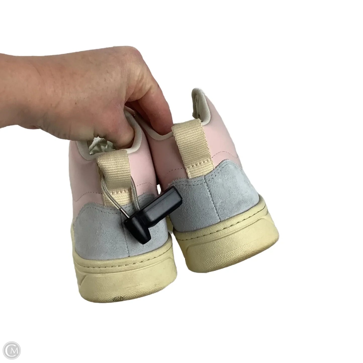 Shoes Sneakers By Veja In Pink, Size: 6