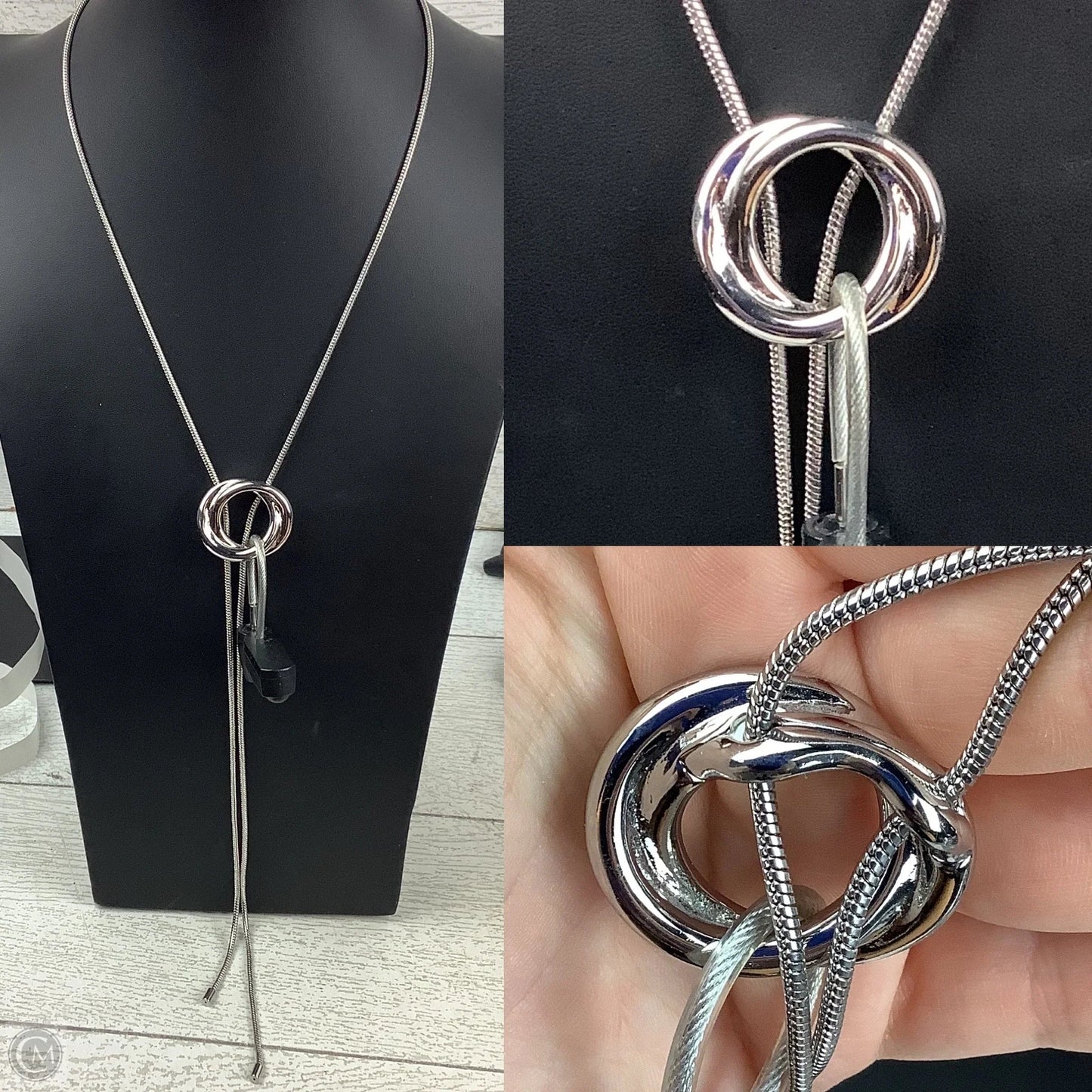 Necklace Pendant By Clothes Mentor