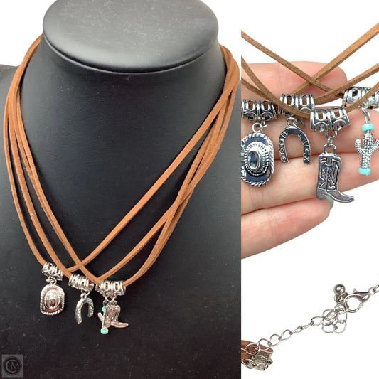 Necklace Choker & Collar By Clothes Mentor