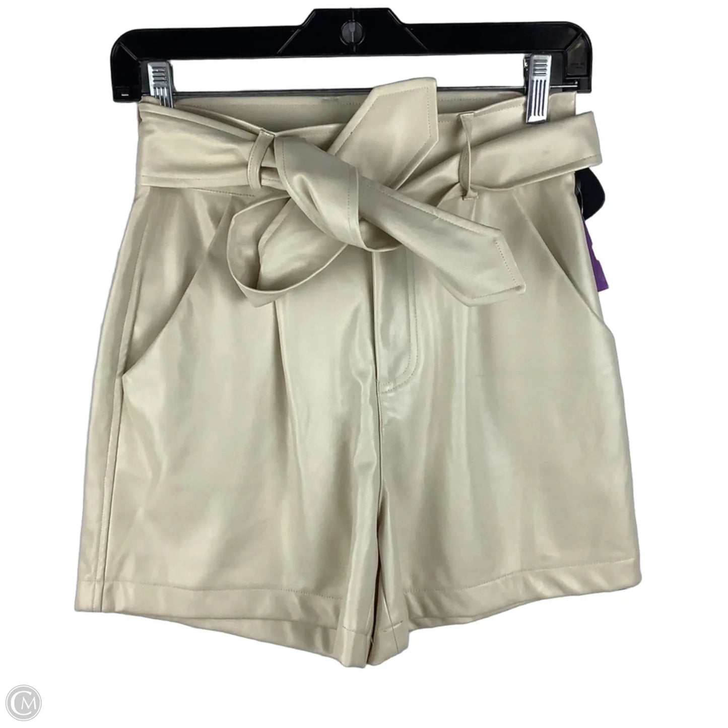 Shorts By Sadie & Sage In Cream, Size: Xs