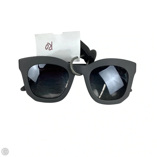 Sunglasses Luxury Designer By Stella Mccartney (AS IS)