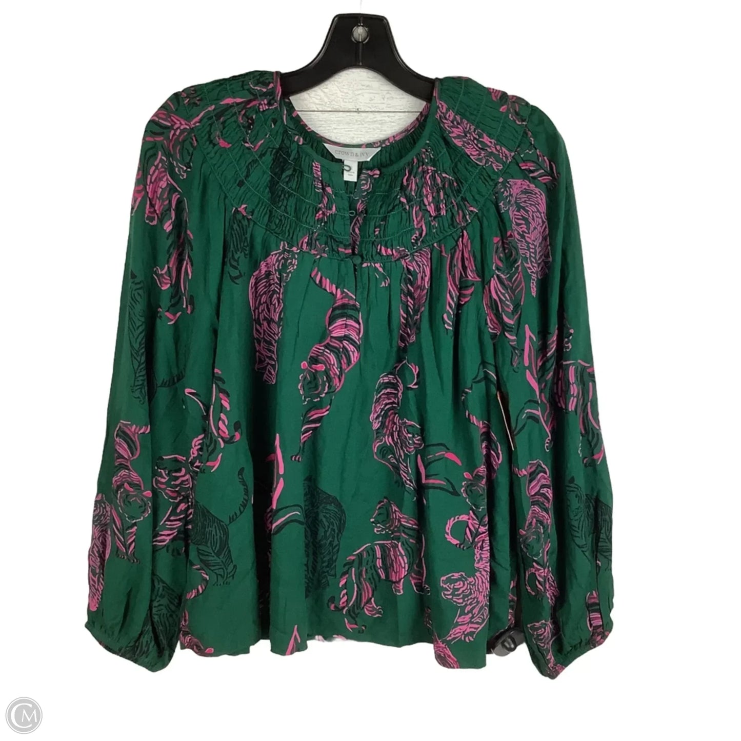 Top Long Sleeve By Crown And Ivy In Green, Size: S