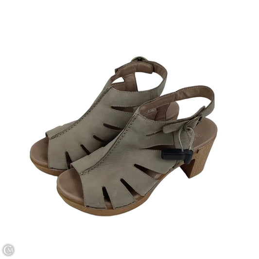 Sandals Heels Block By Dansko In Taupe, Size: 9.5 (40)