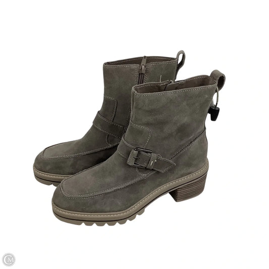 Boots Ankle Heels By Bernardo In Grey, Size: 8
