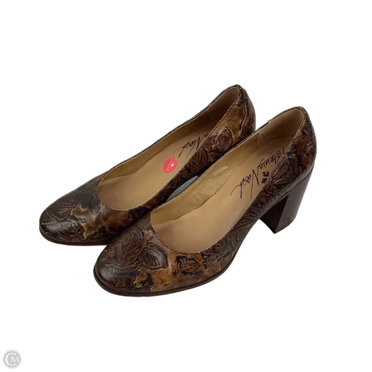 Shoes Designer By Patricia Nash In Brown, Size: 7.5