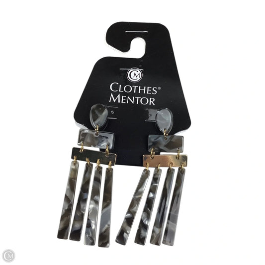 Earrings Dangle/drop By Clothes Mentor