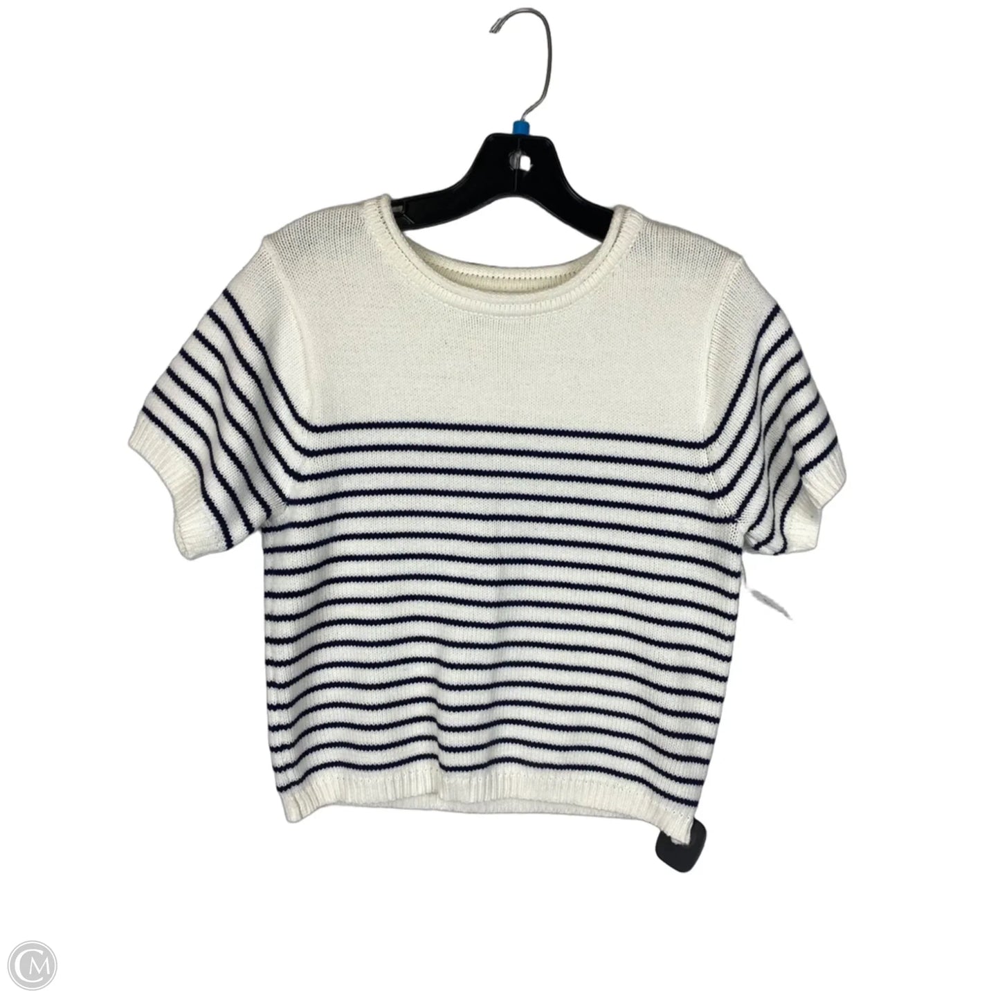Top Short Sleeve By Moon And Madison In Striped Pattern, Size: S