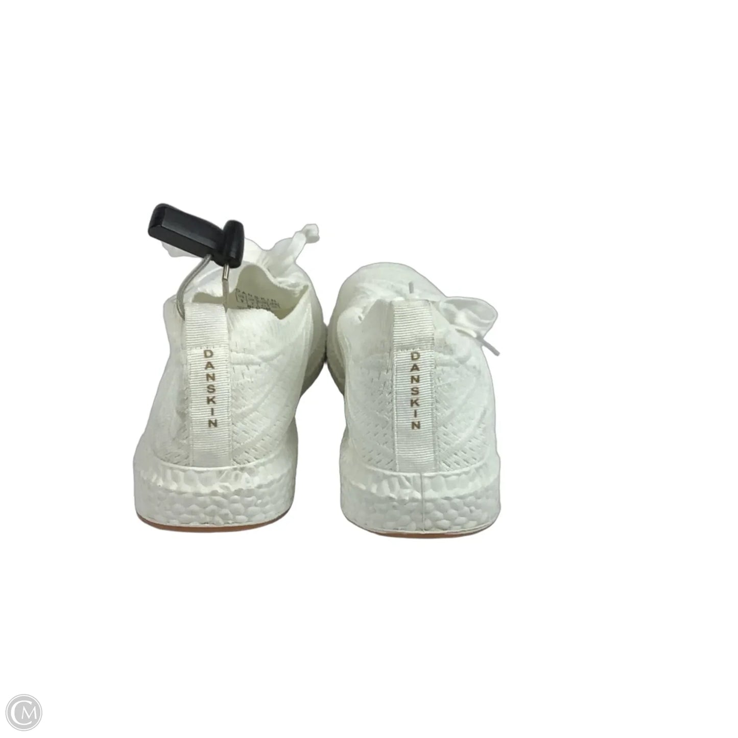 Shoes Athletic By Danskin In White, Size: 9