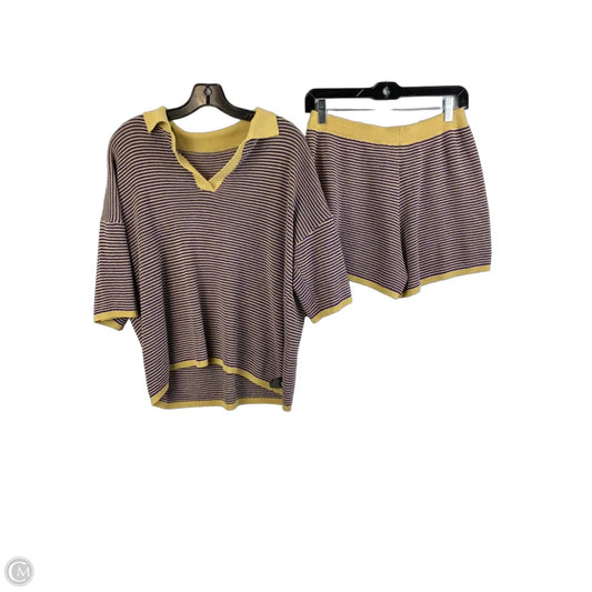 Shorts Set By Clothes Mentor In Purple & Yellow, Size: L