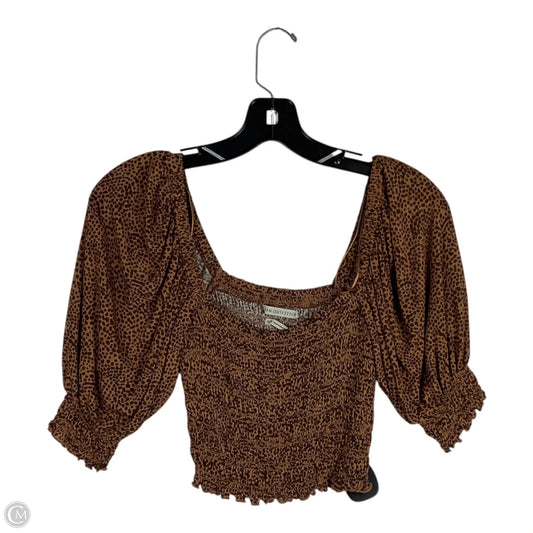 Top Short Sleeve By Urban Outfitters In Animal Print, Size: Xs