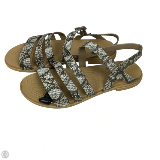 Sandals Flats By Crocs In Snakeskin Print, Size: 7