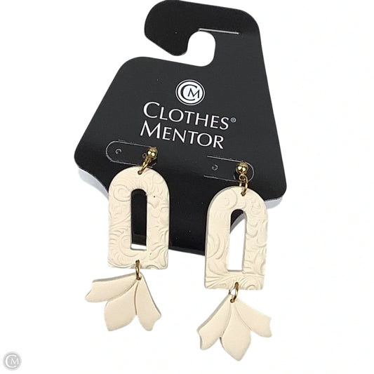 Earrings Dangle/drop By Clothes Mentor