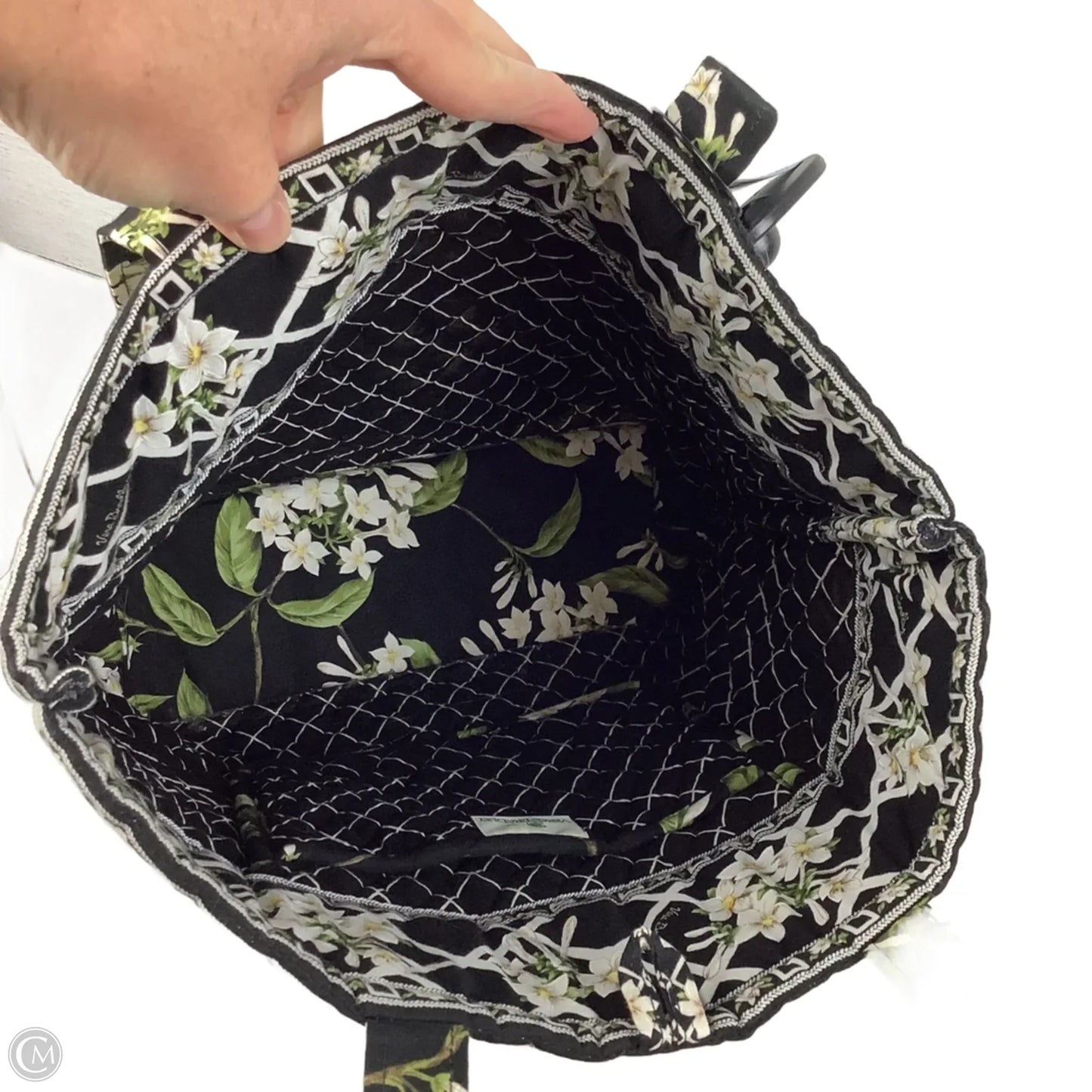 Handbag By Vera Bradley, Size: Small