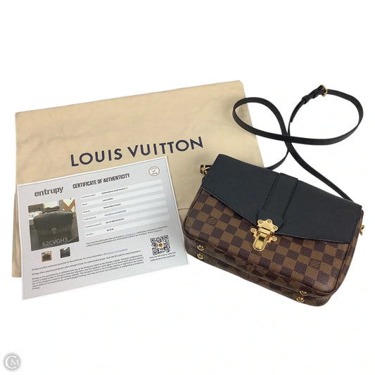 Crossbody Luxury Designer By Louis Vuitton, Size: Medium