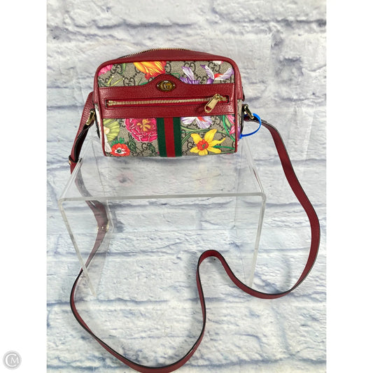 Crossbody Luxury Designer By Gucci, Size: Small