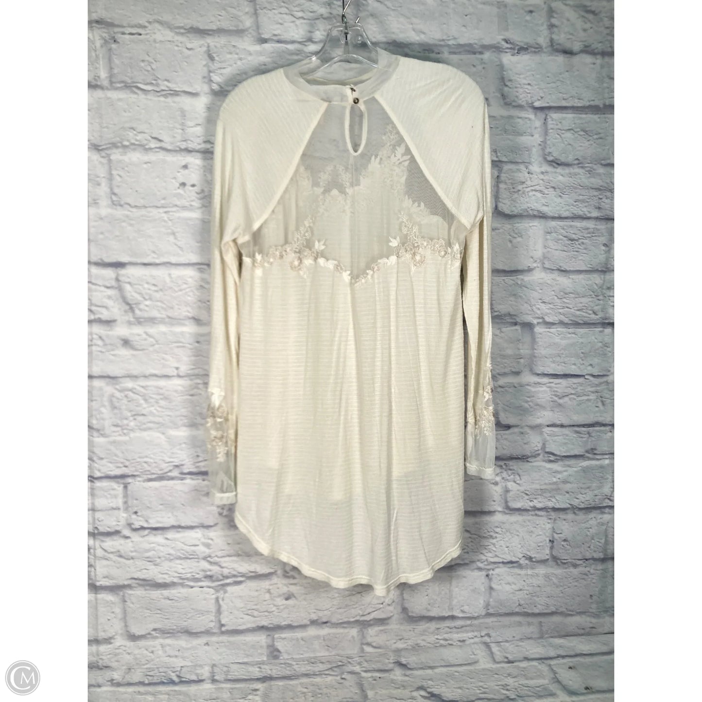 Top Long Sleeve By Free People In Cream, Size: M