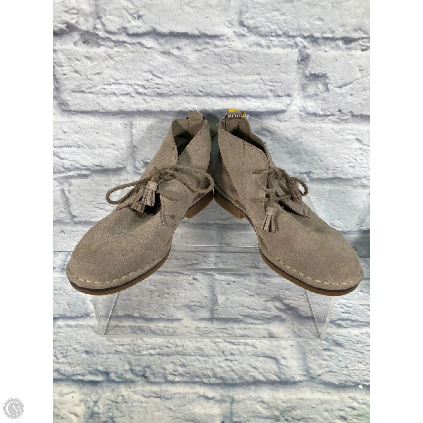 Shoes Flats By Tommy Bahama In Tan, Size: 9