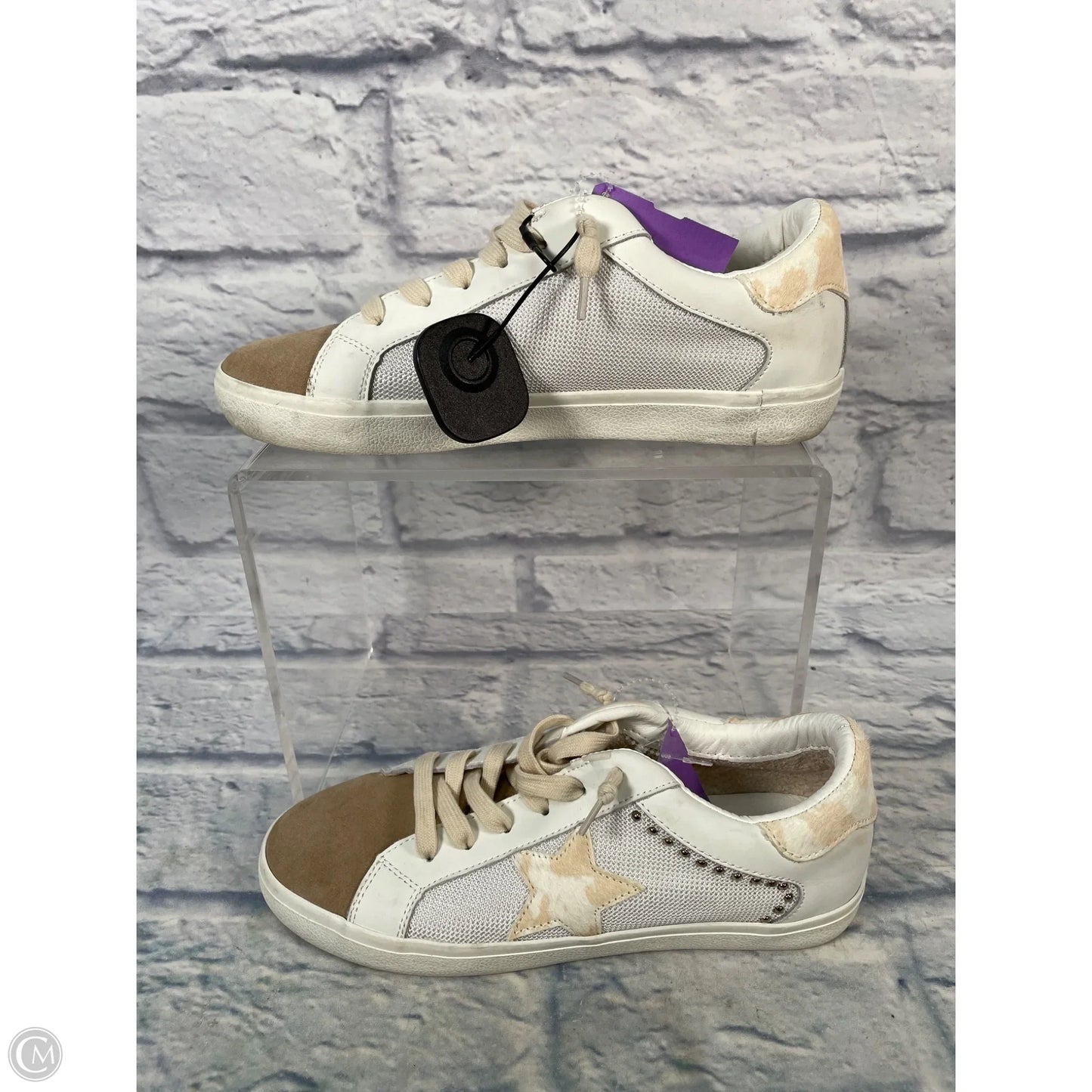 Shoes Sneakers By Vintage Havana In Cream & Tan, Size: 11