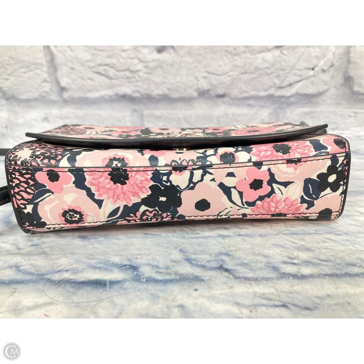 Crossbody Designer By Kate Spade, Size: Small