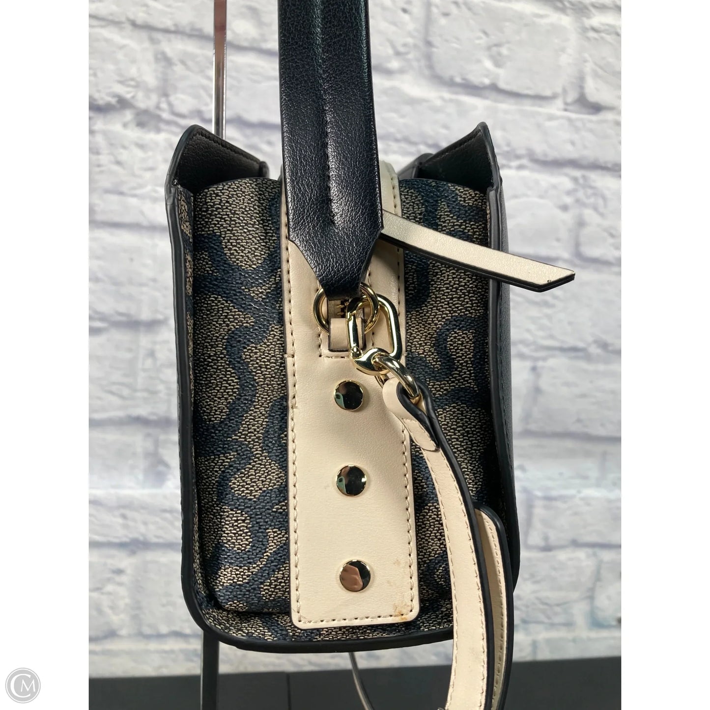 Handbag By Clothes Mentor, Size: Small