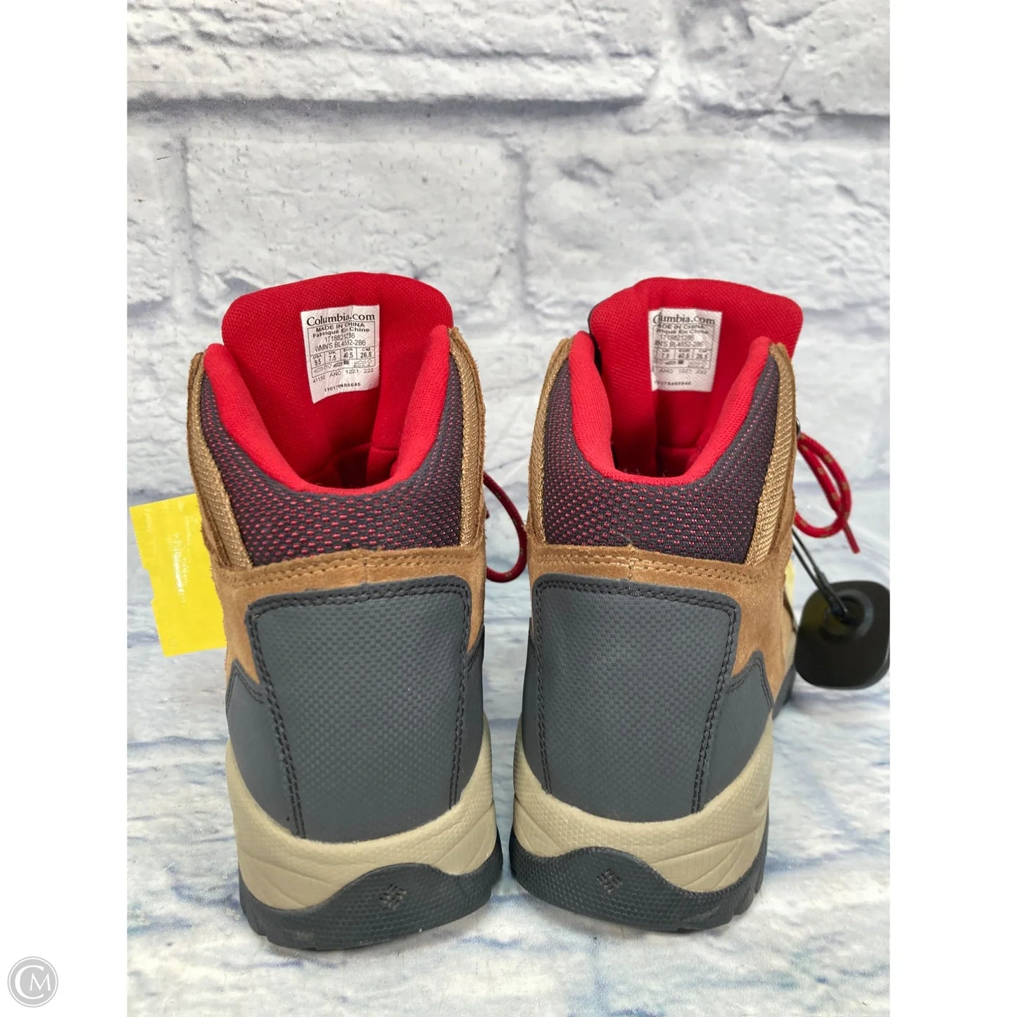 Boots Hiking By Columbia In Brown, Size: 9.5