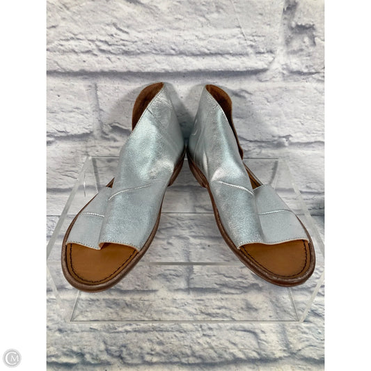 Sandals Flats By Free People In Silver, Size: 7.5