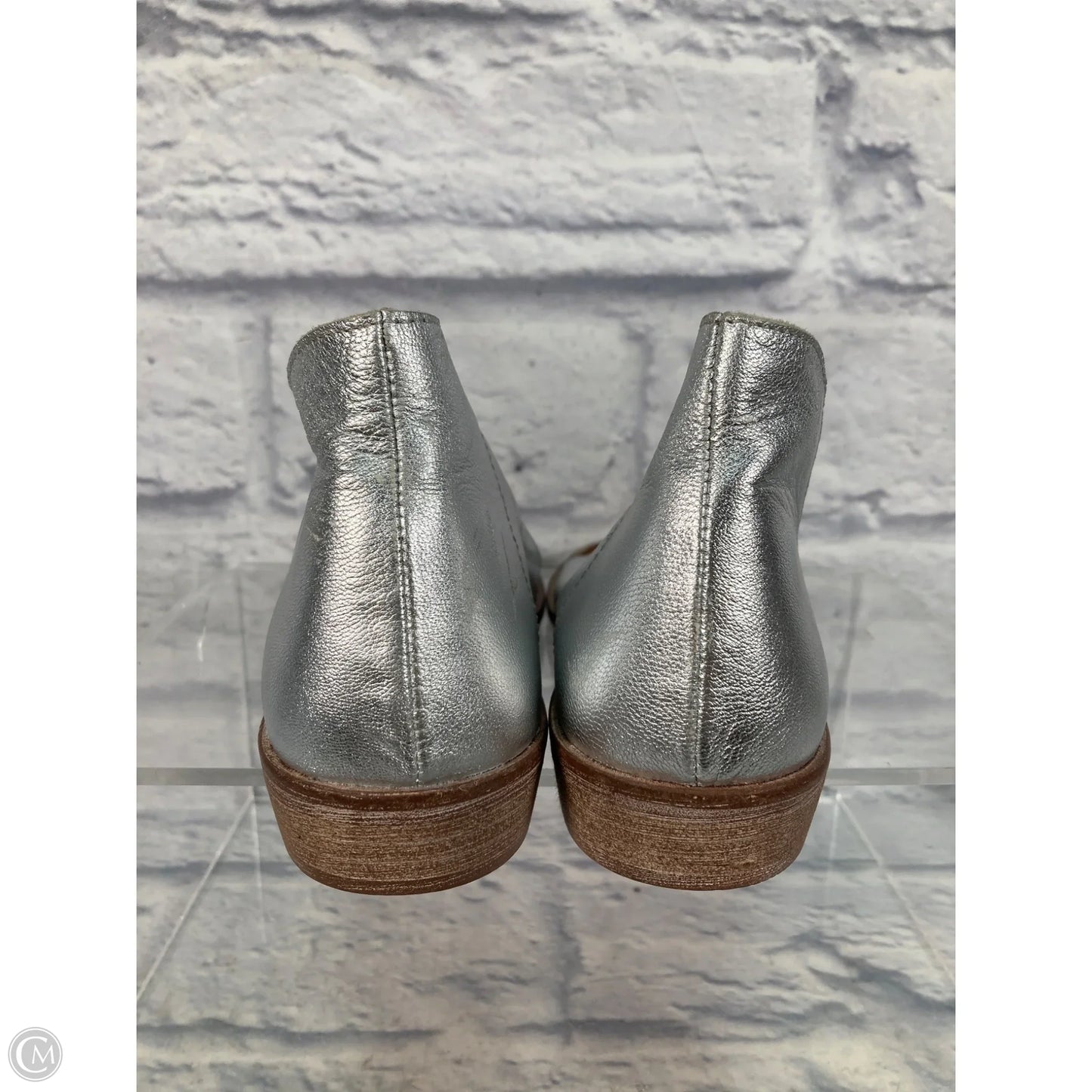 Sandals Flats By Free People In Silver, Size: 7.5