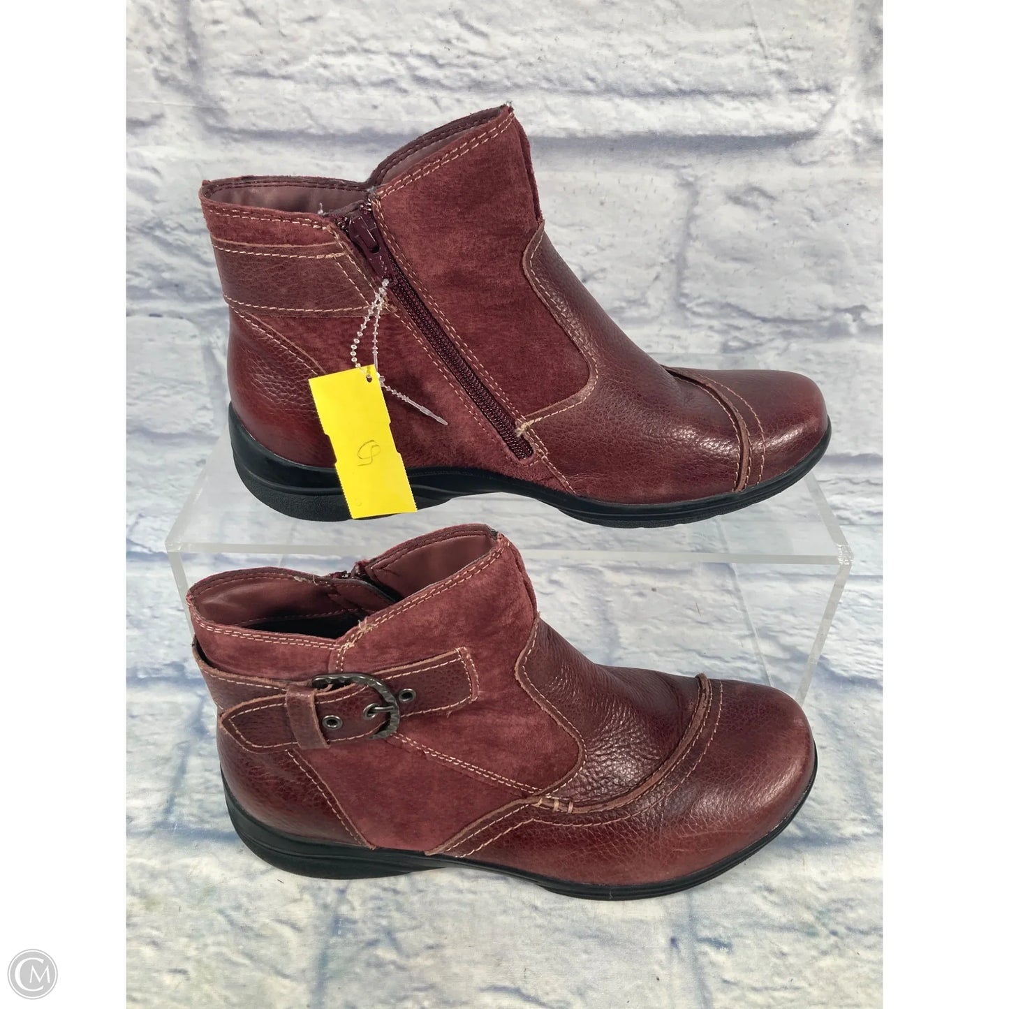 Boots Ankle Flats By Earth Origins In Red, Size: 9