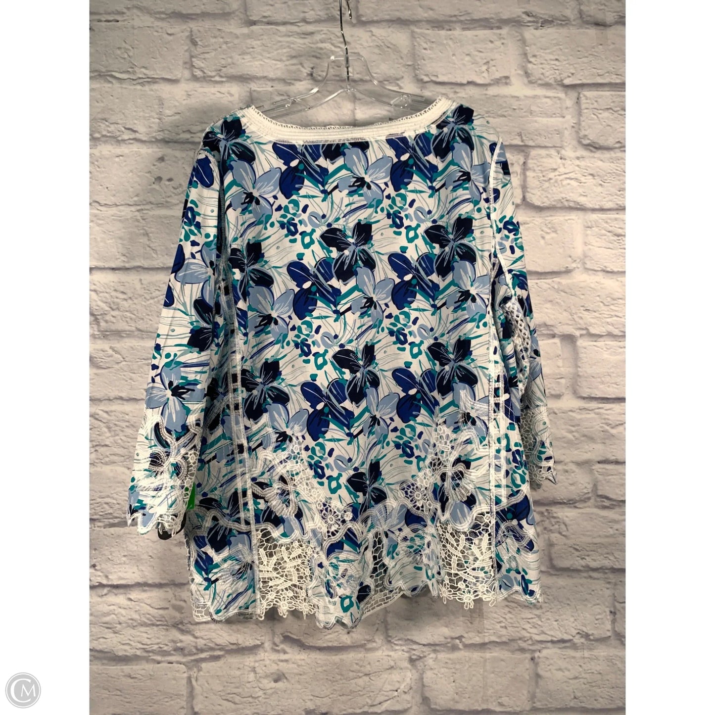 Top 3/4 Sleeve By Chicos In Blue & White, Size: Xl
