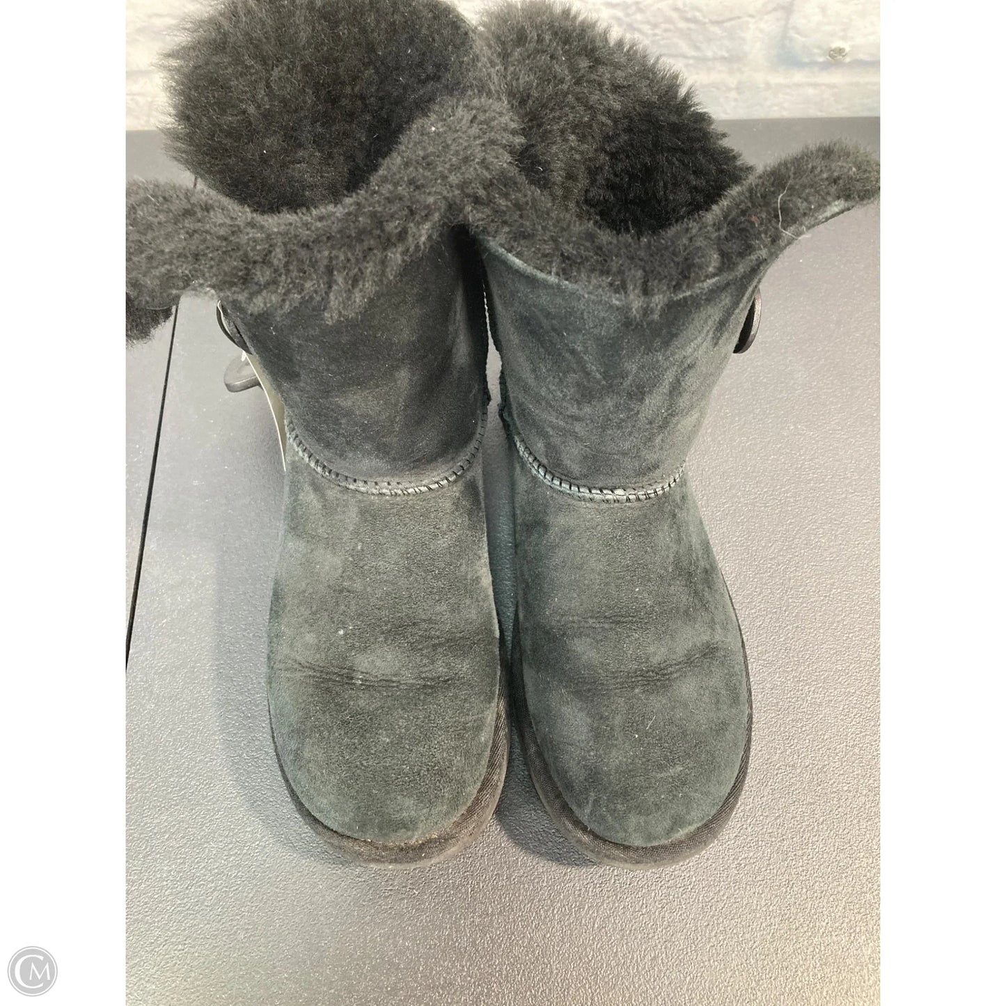 Boots Designer By Ugg In Black, Size: 6