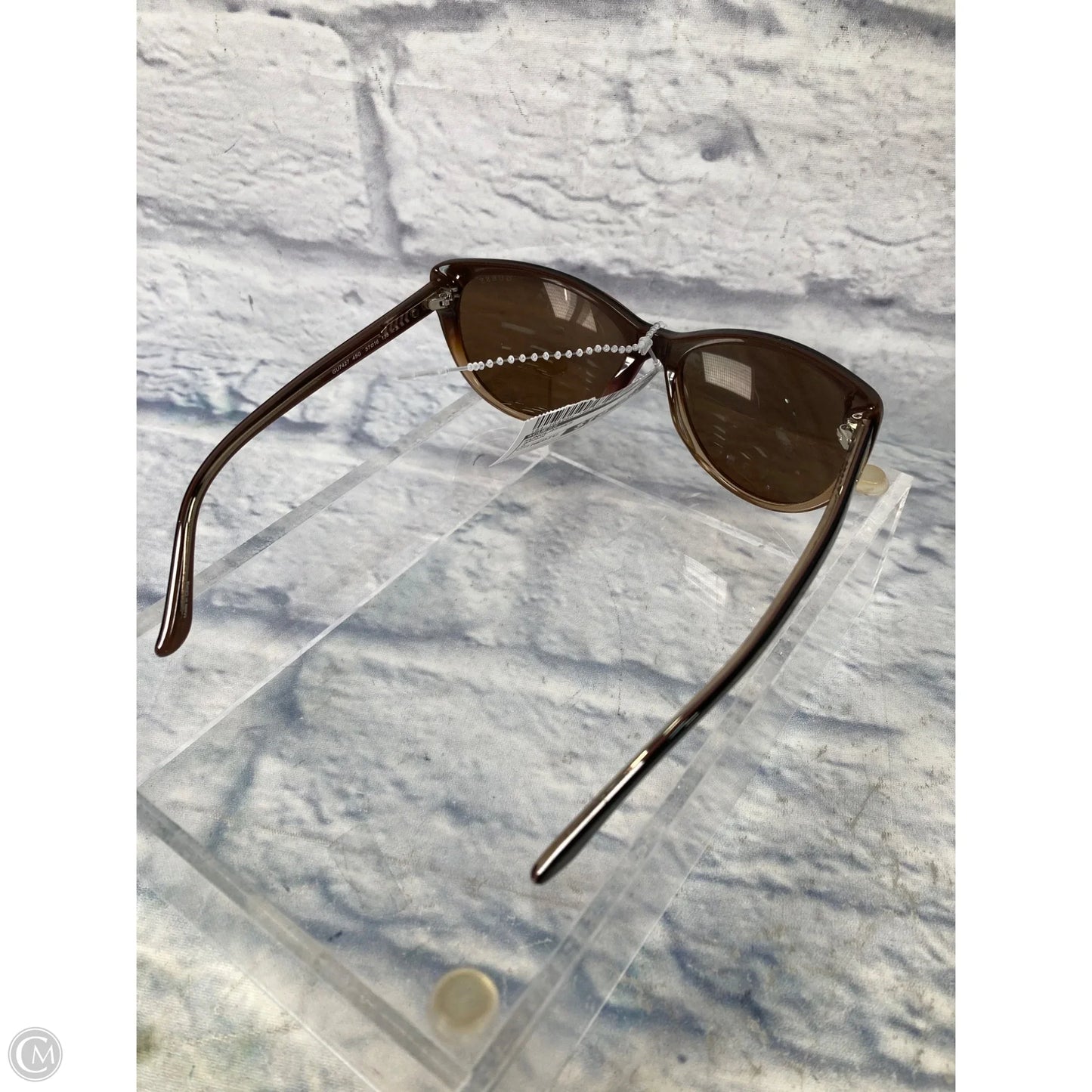 Sunglasses By Guess, Size: Medium