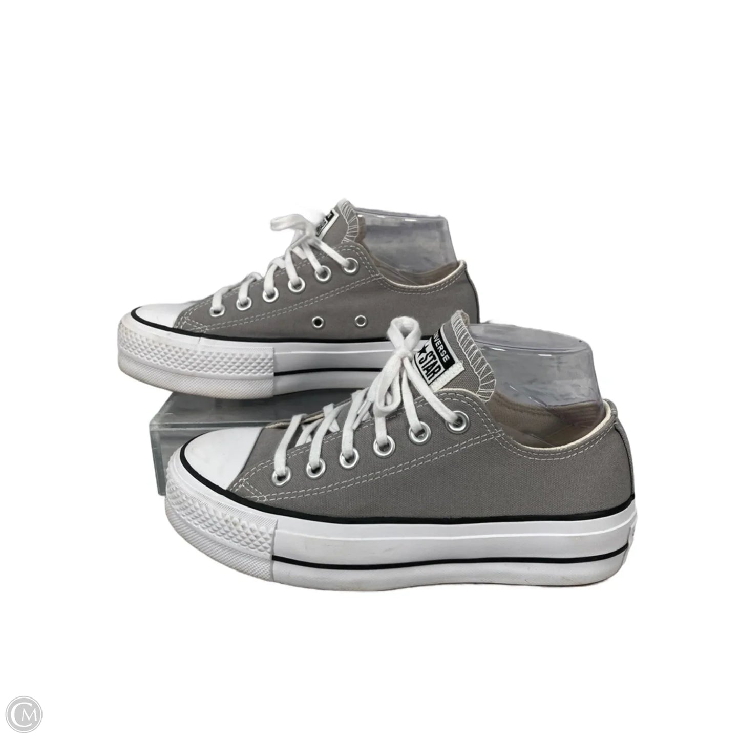 Shoes Sneakers By Converse In Grey & White, Size: 5.5