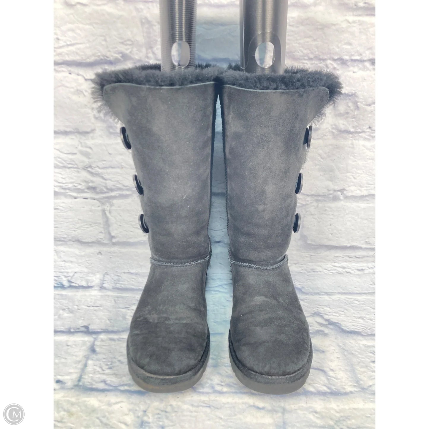 Boots Designer By Ugg In Black, Size: 8