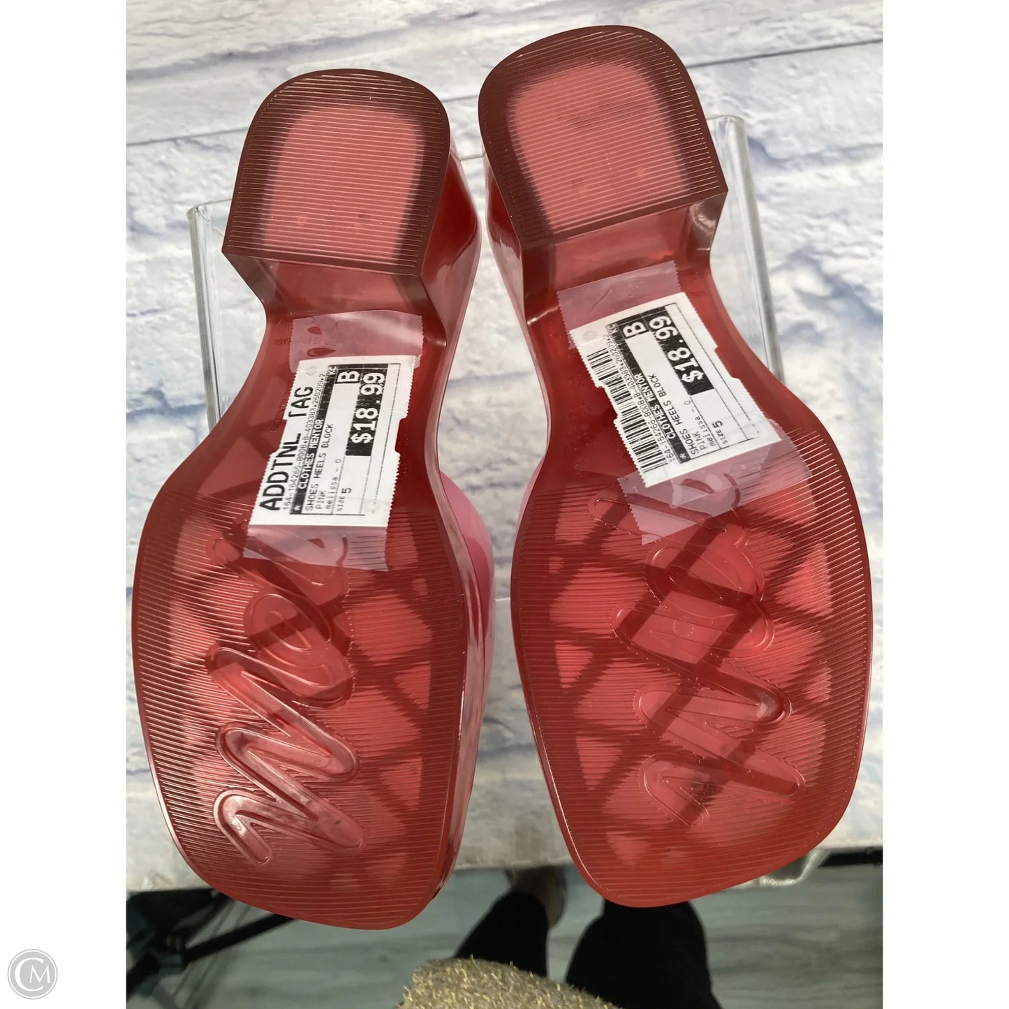 Shoes Heels Block By Clothes Mentor In Pink, Size: 5