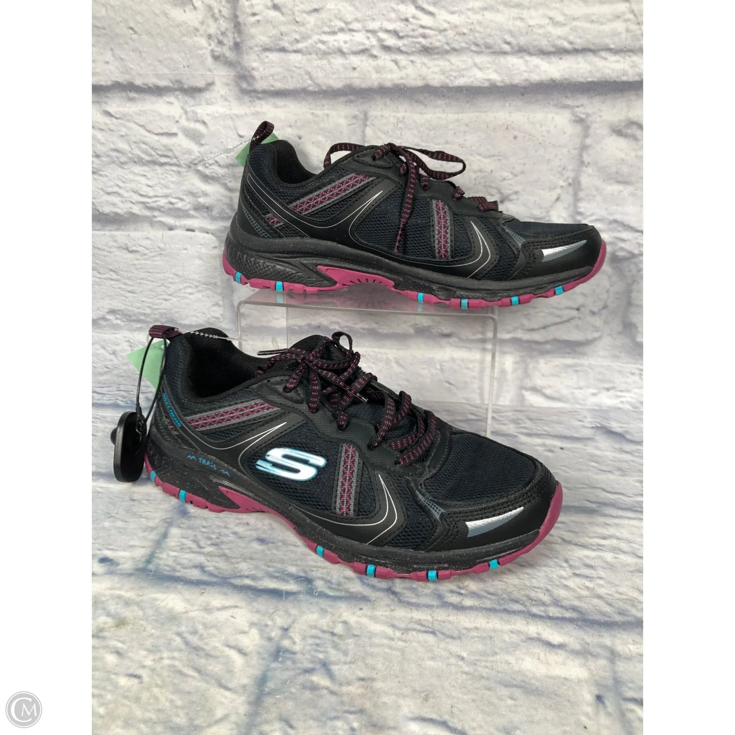 Shoes Athletic By Skechers In Black & Pink, Size: 8.5