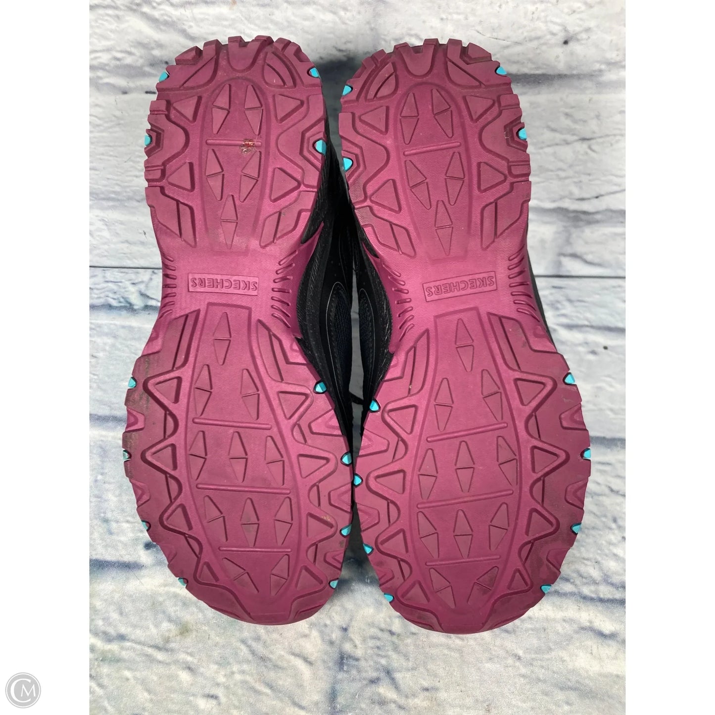 Shoes Athletic By Skechers In Black & Pink, Size: 8.5