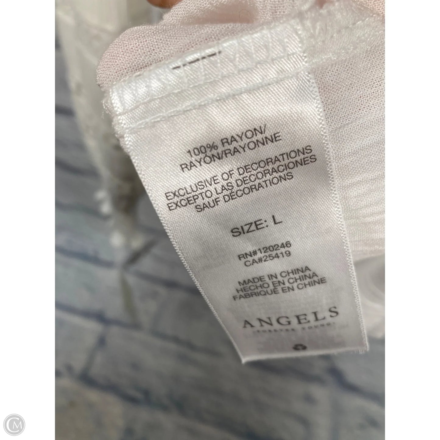 Top Long Sleeve By Angels In White, Size: L