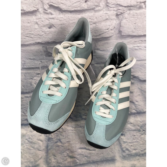 Shoes Sneakers By Adidas In Green & White, Size: 8