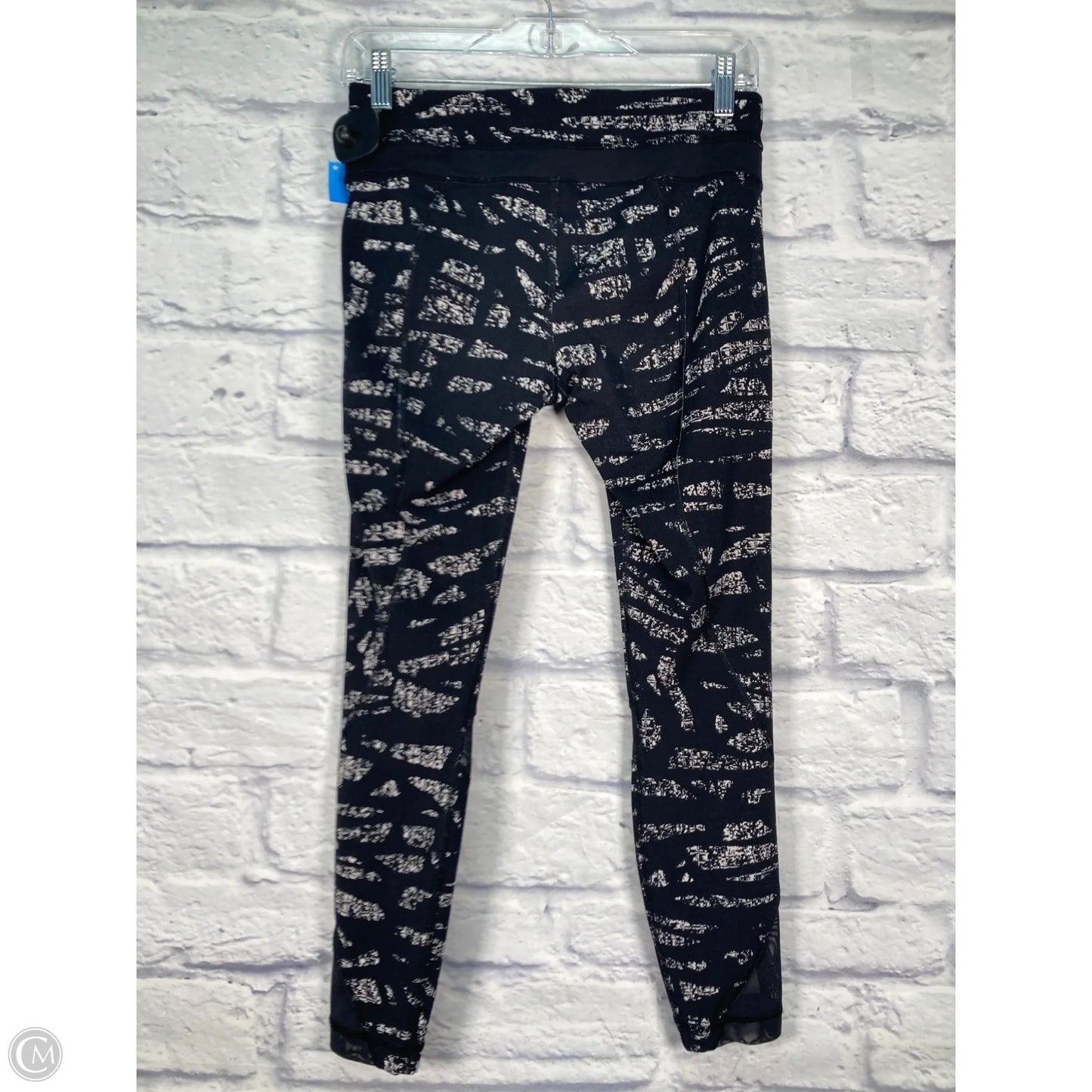 Athletic Leggings Capris By Lululemon In Black & White, Size: S