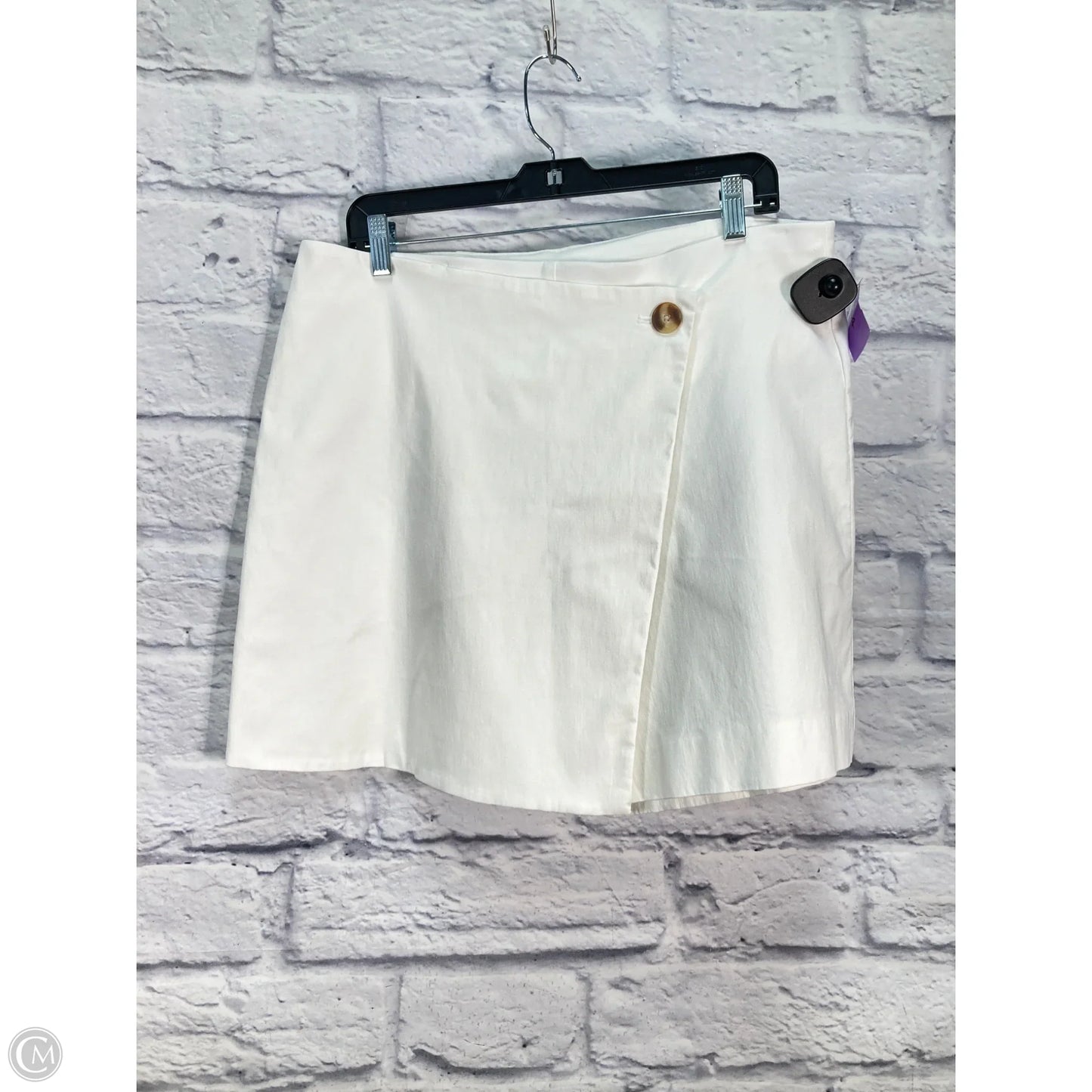 Skort By Chicos In White, Size: 10