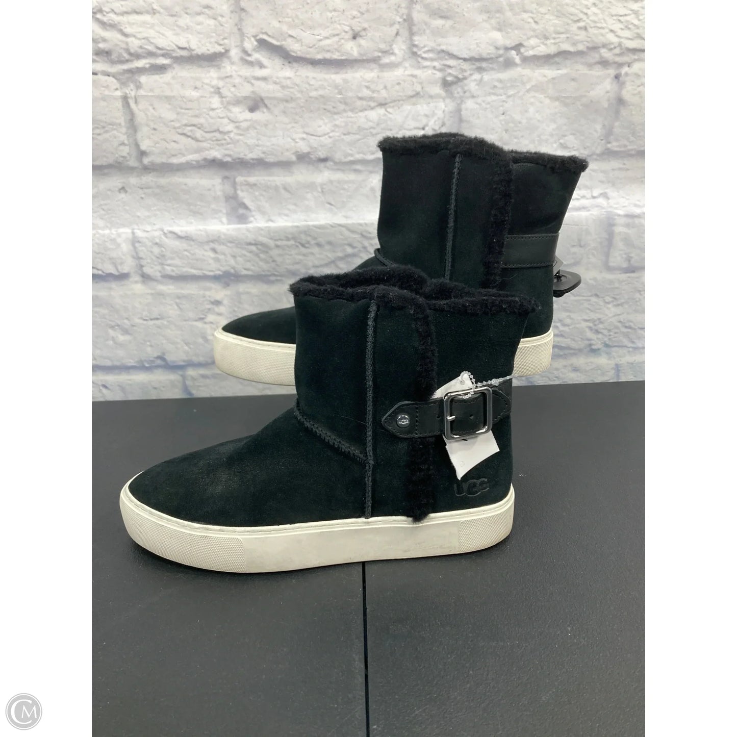 Boots Designer By Ugg In Black, Size: 10