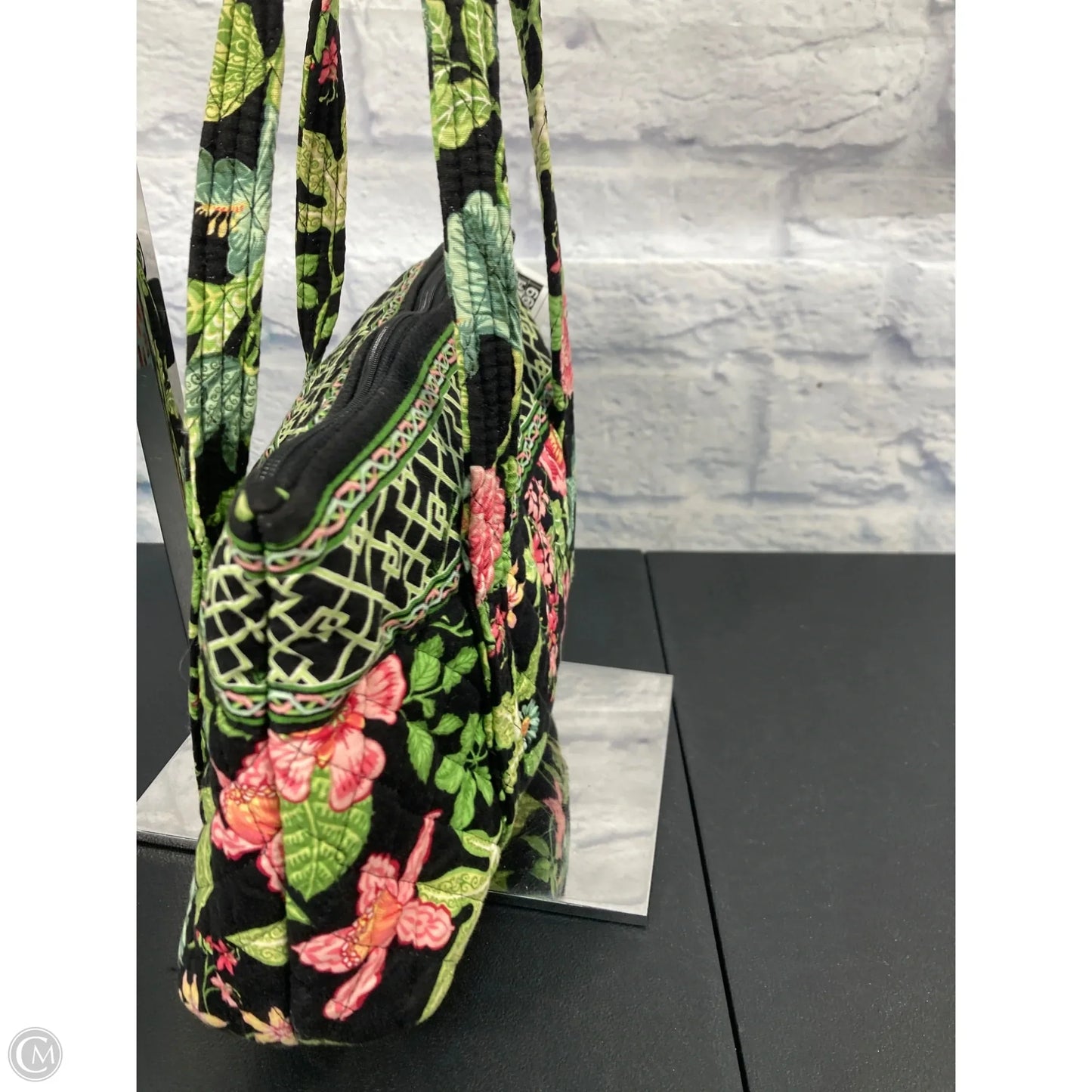 Handbag By Vera Bradley, Size: Small