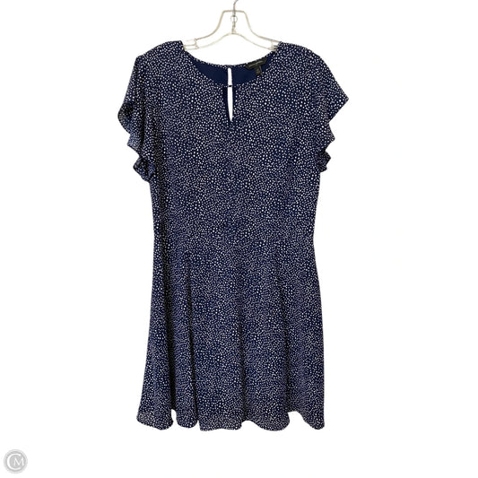 Dress Casual Short By Banana Republic In Blue & White, Size: 14