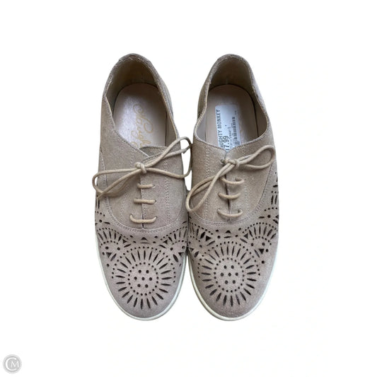 Shoes Flats By Naughty Monkey In Tan, Size: 8